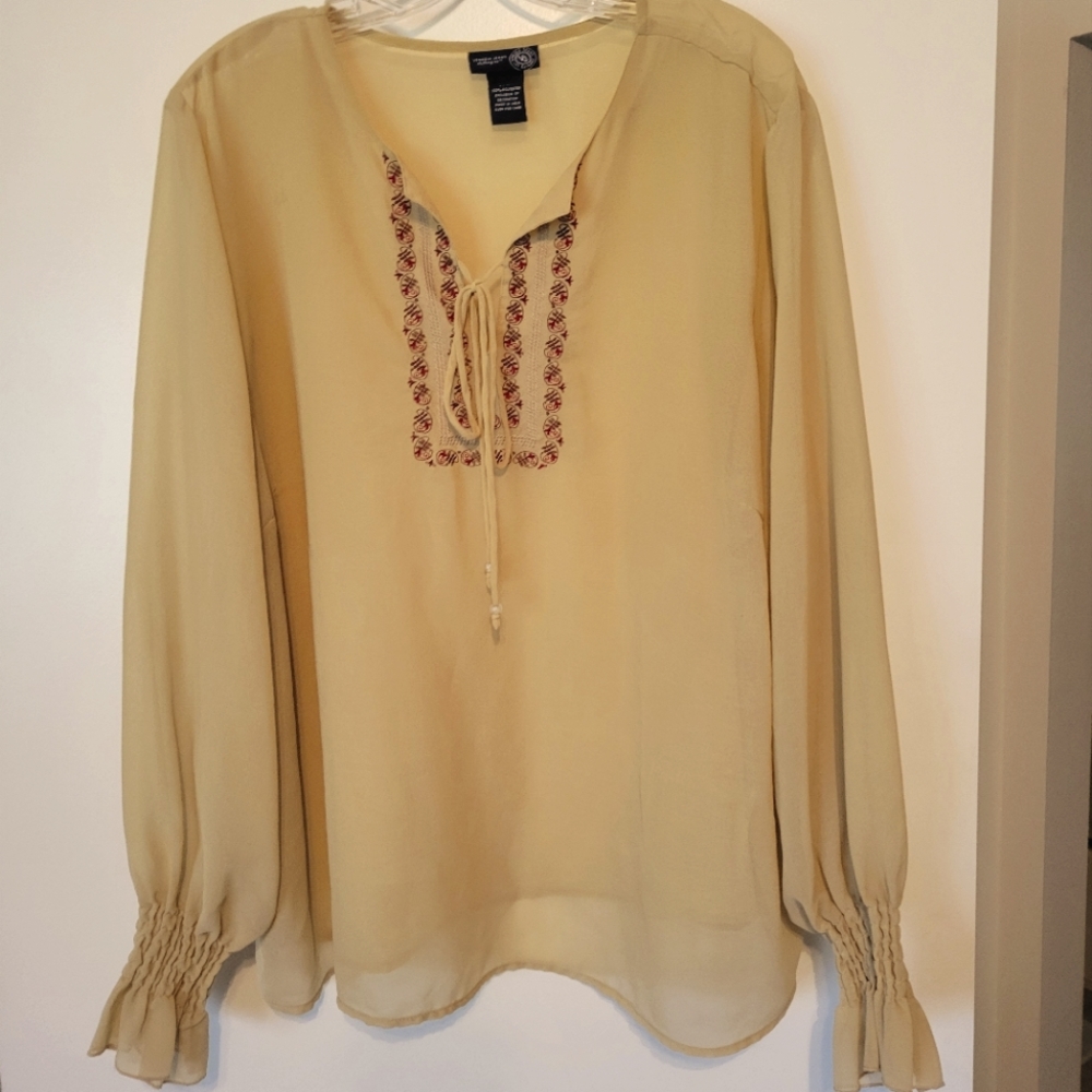 Blouse plus size